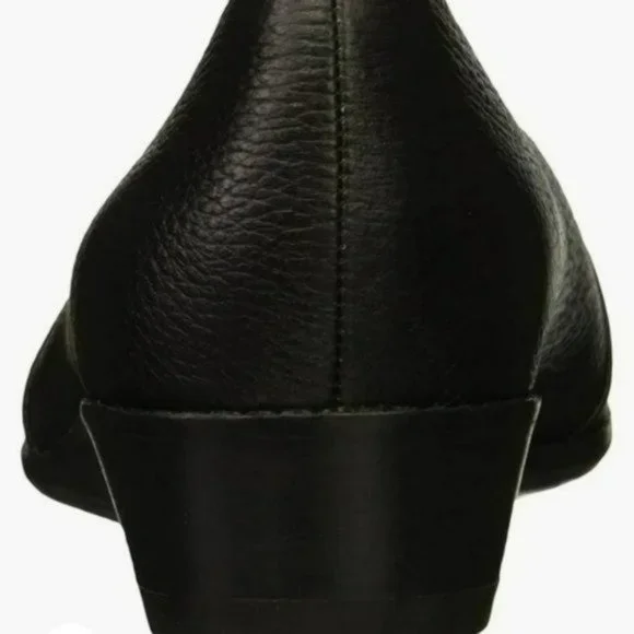 Bettye Muller Pointed-toe Wedge Loafer -7 - Picture 6 of 11